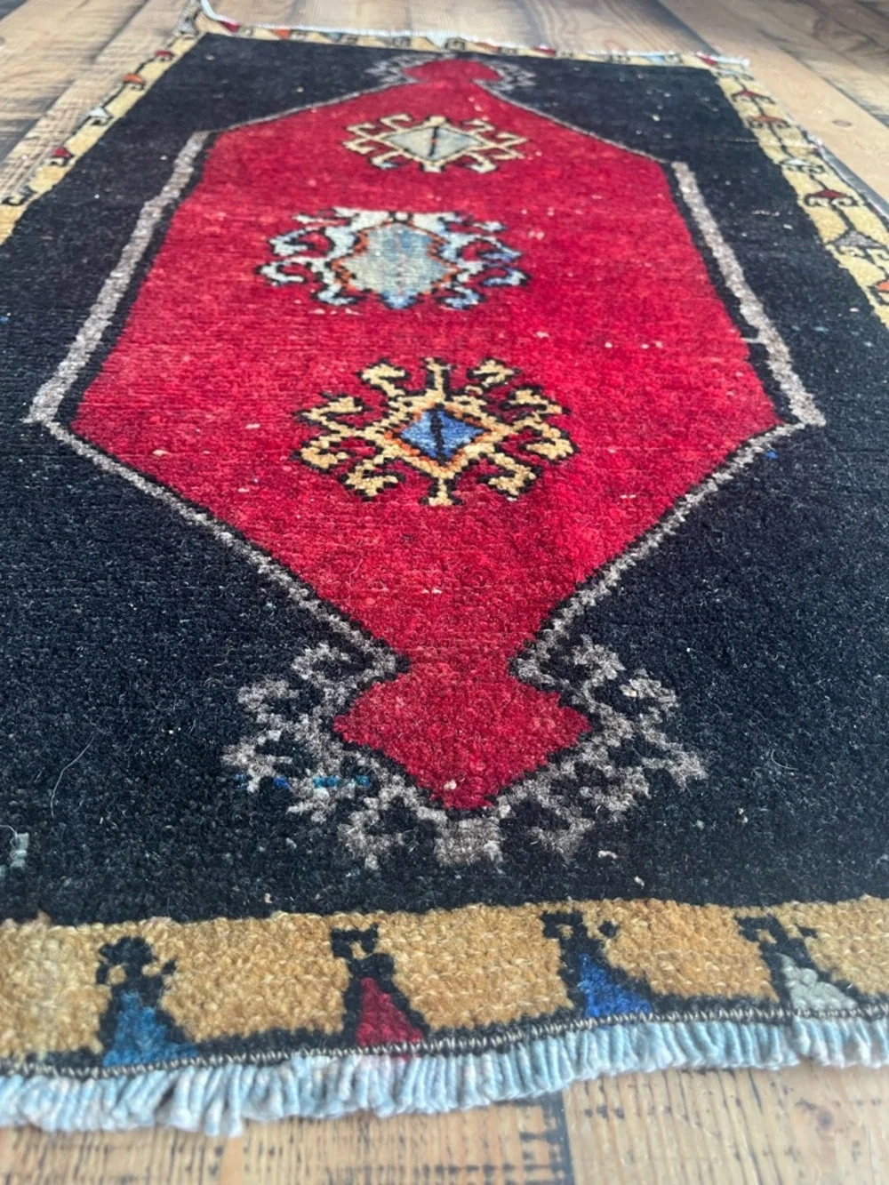 Turkish Vintage Rug - Picture 6 of 7